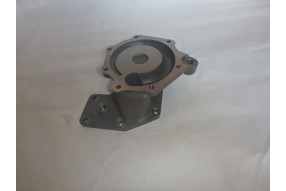 Крепление насоса водяного 13025726